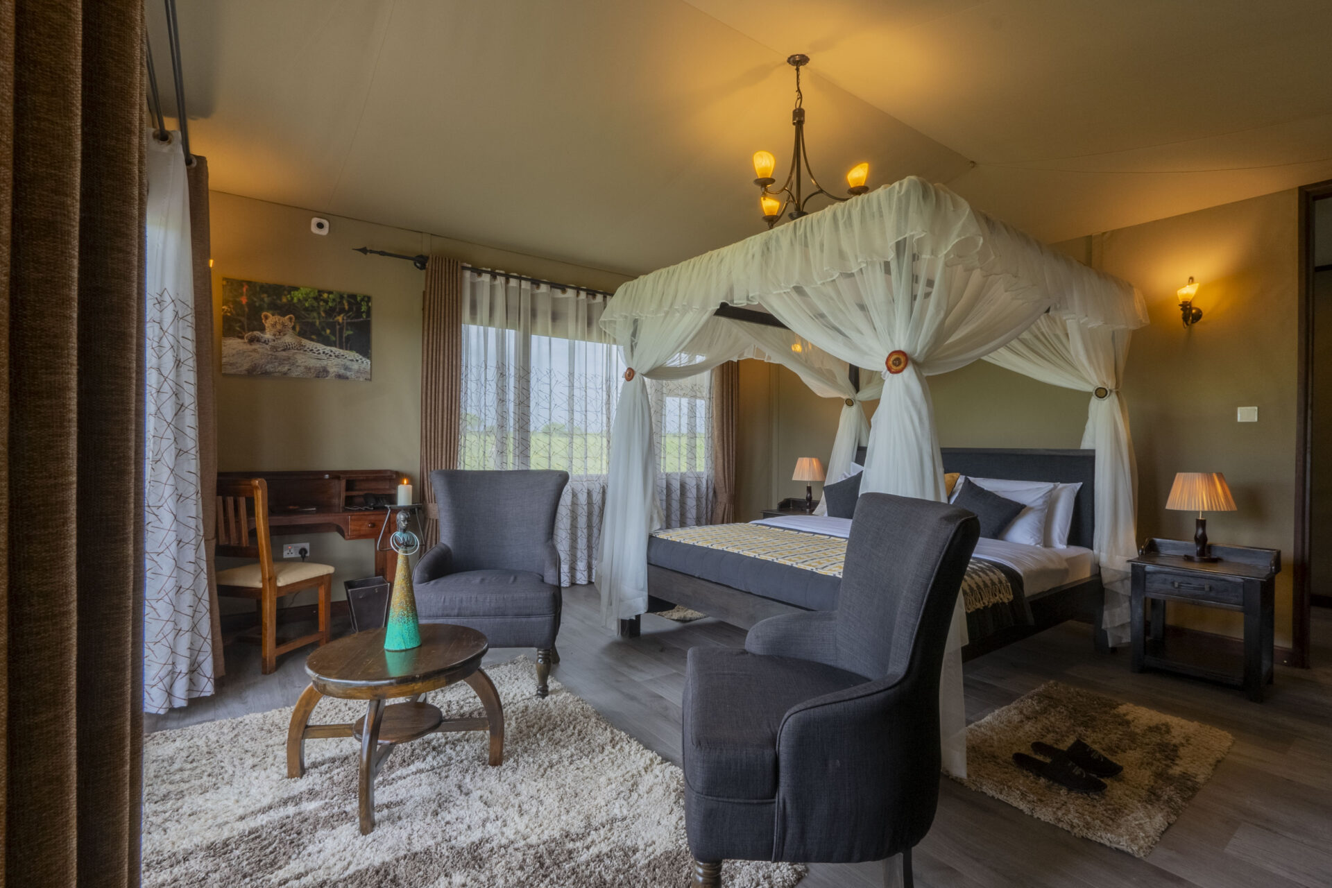 Tanzania safari and Zanzibar beach holiday